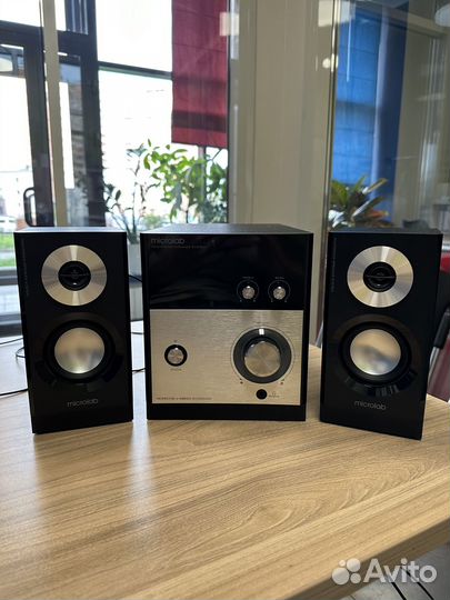 Колонки 2.1 Microlab M880