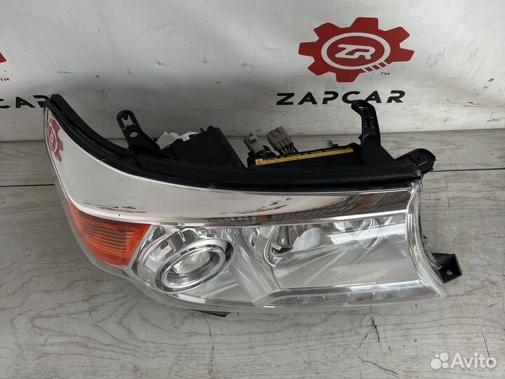 Land Cruiser 200 Фара правая