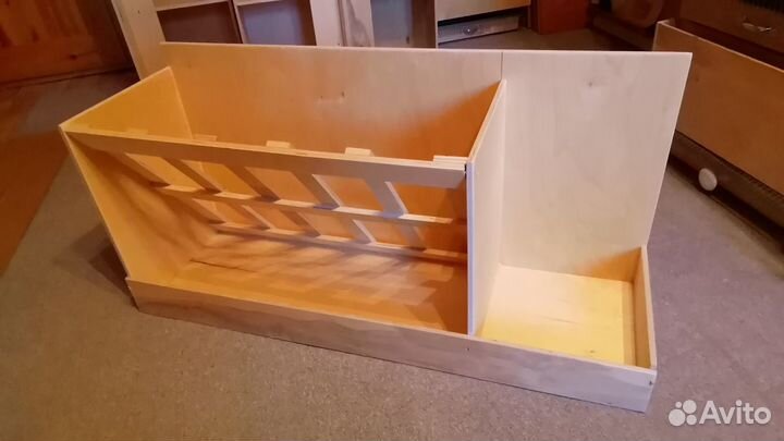 Кормушки для коз, станок для дойки