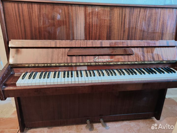 Пианино Ласточка СССР