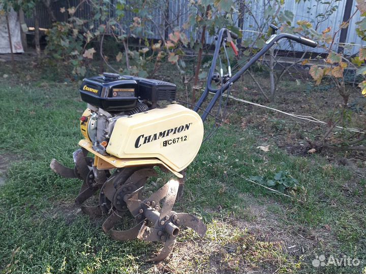 Культиватор бензиновый с насадками