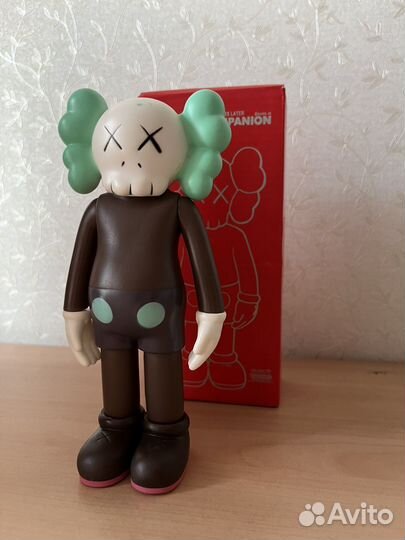 Игрушки Kaws