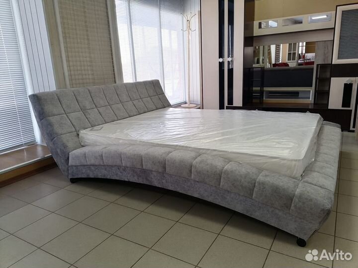 Кровать 