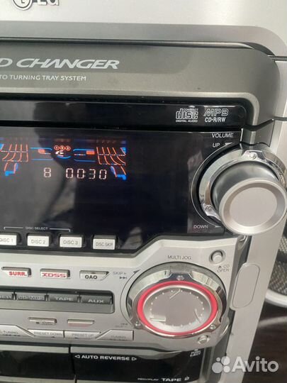 Музыкальный центр