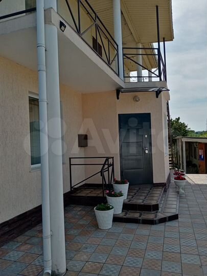 Дом 166 м² на участке 8 сот.