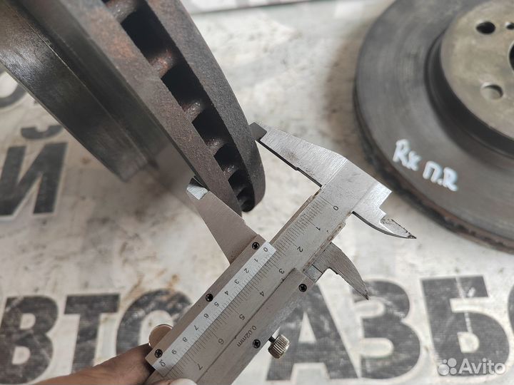 Диск тормозной передний Lexus RX300