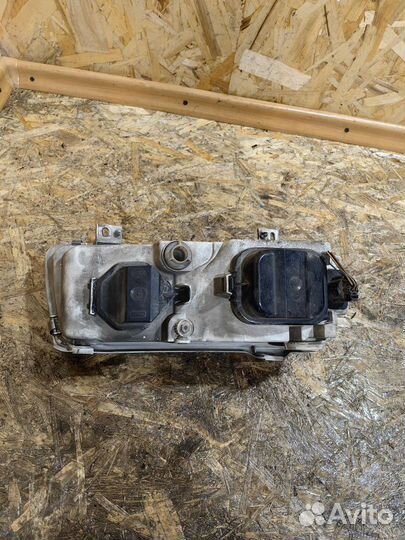 Фара Левая Пассат Б4 бу Оригинал Хелла