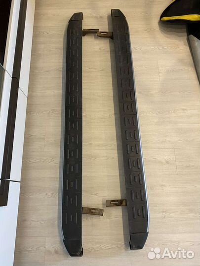 Подножки пороги на Lexus RX