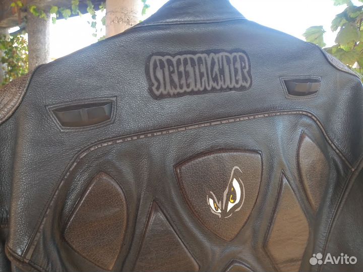 Мотокуртка