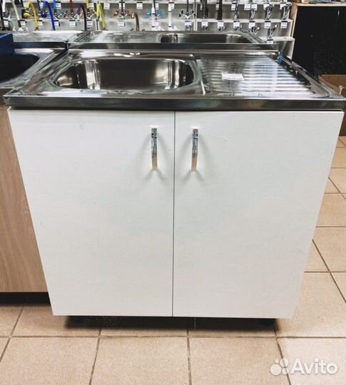 Кухонная тумба с мойкой