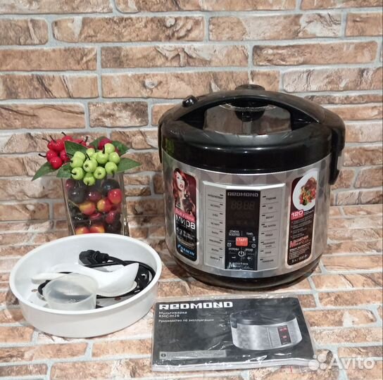 Мультиварка Редмонд RMC-M26