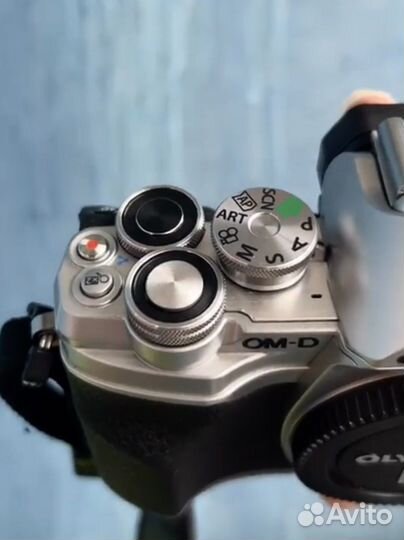 Olympus OM-D E M10 Mark IV