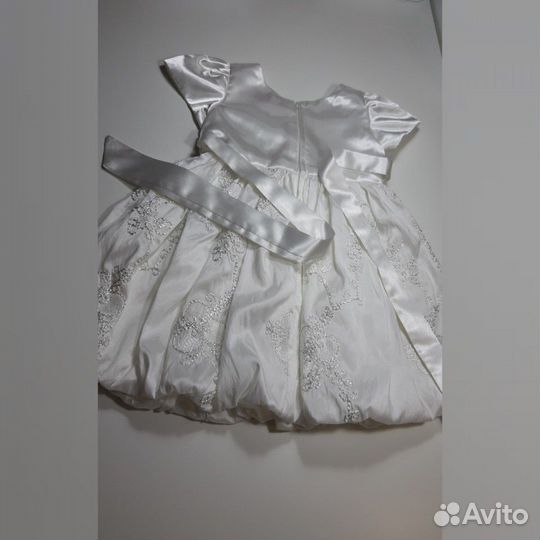 Продам платье для девочки