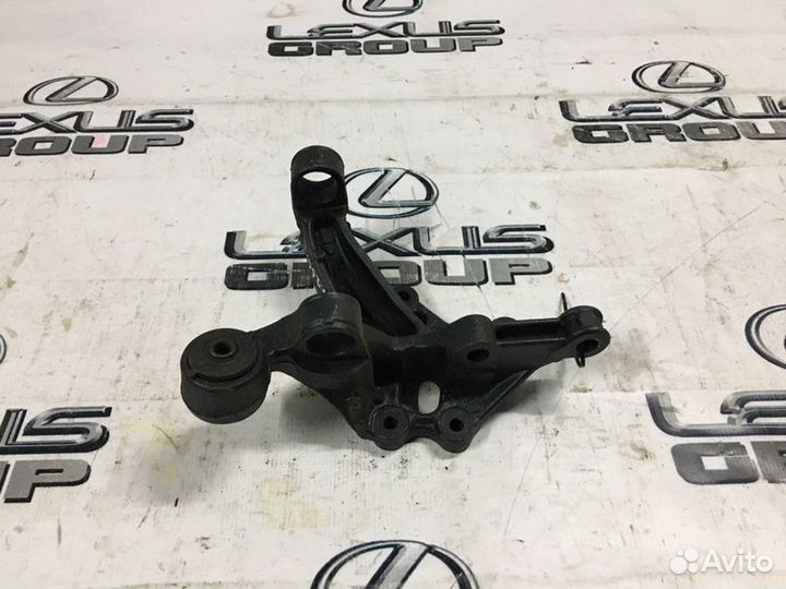 Кулак поворотный задний левый Lexus Es250 ASV60L