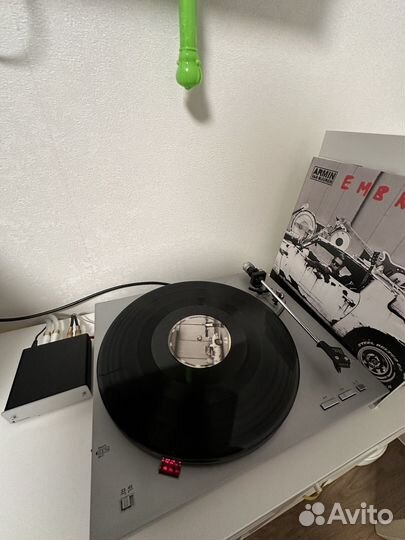 Виниловый проигрыватель электроника 017