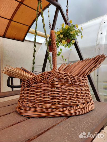 Корзина плетеная