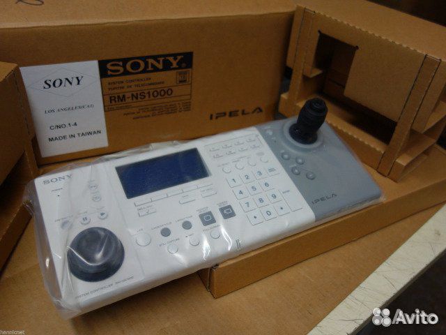 Пульт управления Sony RM-NS1000