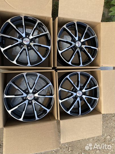 Новые диски от Rеnault/ Nissan R17, 5x114.3, ET50