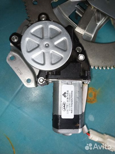 Стеклоподъемник JAC Sunray