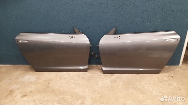 Дверь Nissan GTR R-35