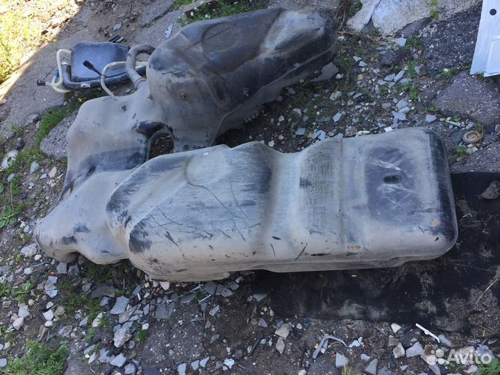 Топливный бак Audi Q7