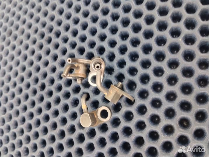 Suzuki GSX-R 600 k6 k7 жиклер масляный