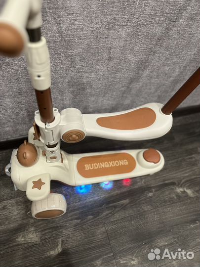 Самокат а ручкой