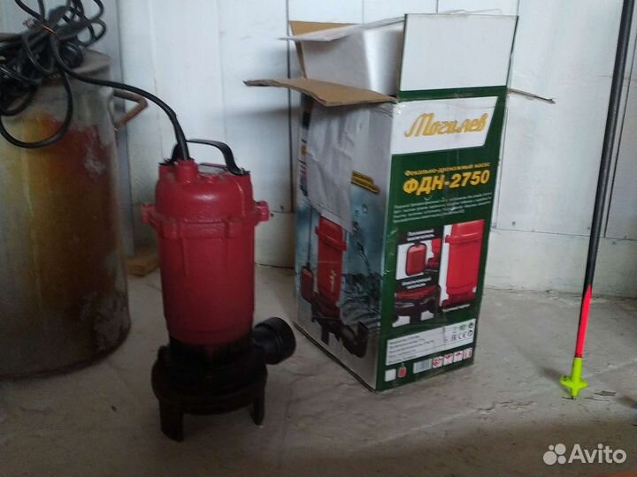 Дренажный фекальный насос