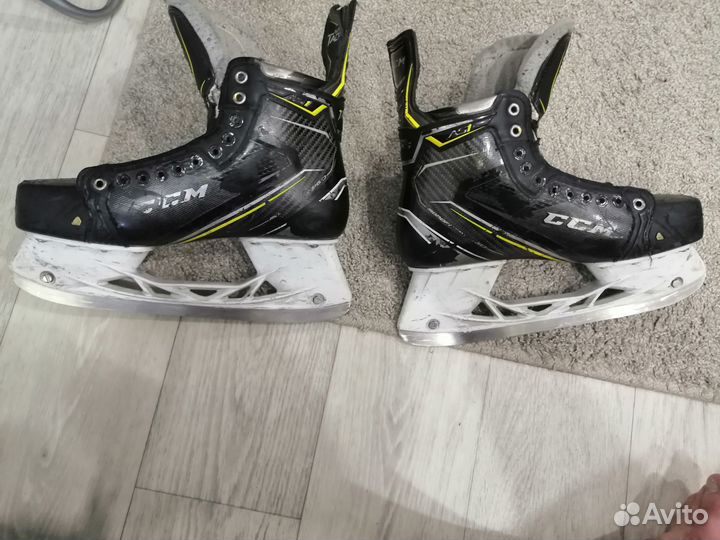 Коньки CCM AS1, Sr (11 D)