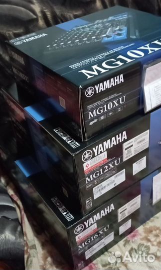 Аналоговый микшер Yamaha MG16XU