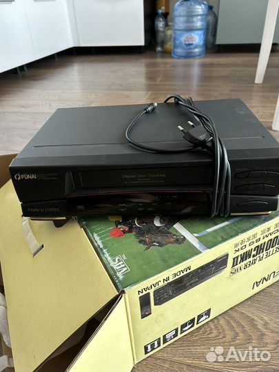 Видеомагнитофон funai