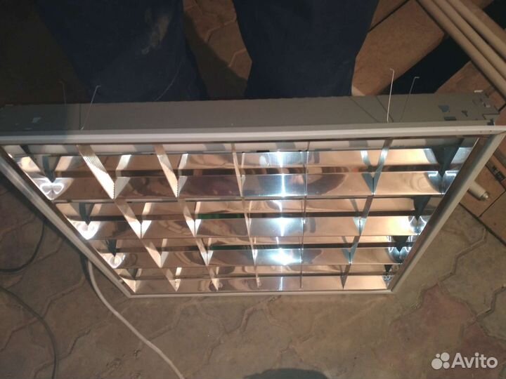 Светильник потолочный