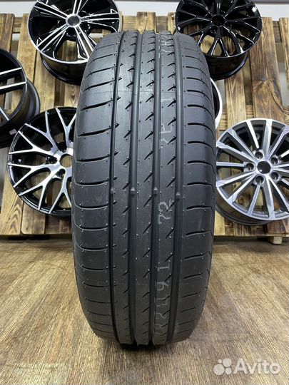 Yokohama Advan Sport V105T 265/40 R21 105Y