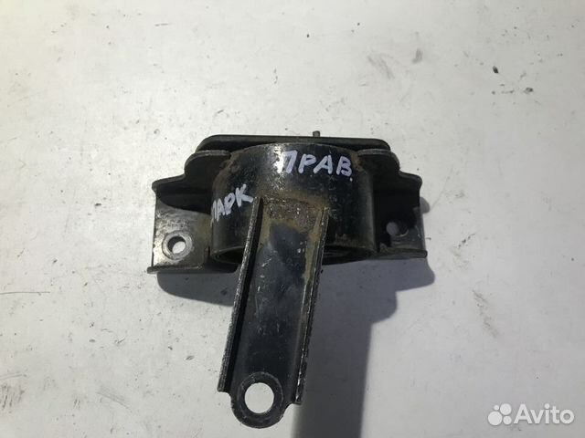 Опора двигателя правая Chevrolet Spark