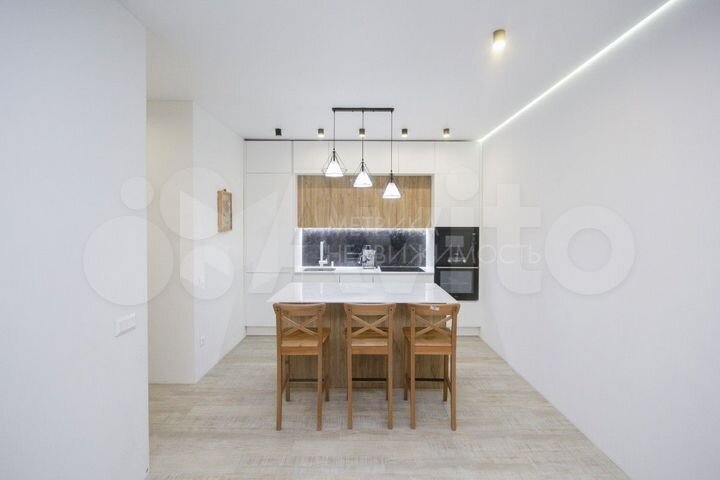 2-к. квартира, 68 м², 4/19 эт.