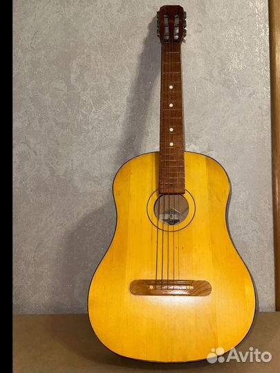 Гитара 1977 года артикул 386 новая