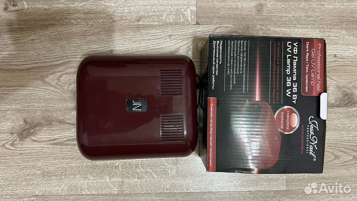 Лампа для маникюра новая