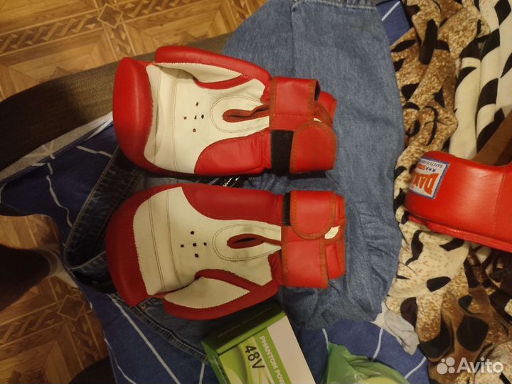 Перчатки боксёрские