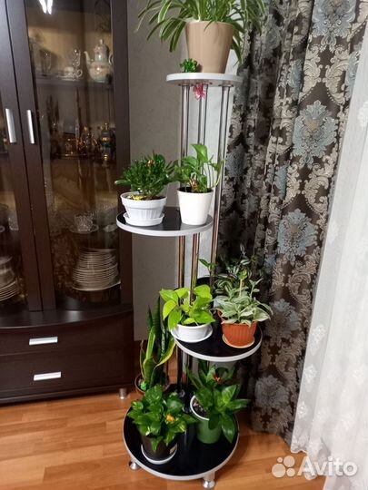 Подставка под цветы