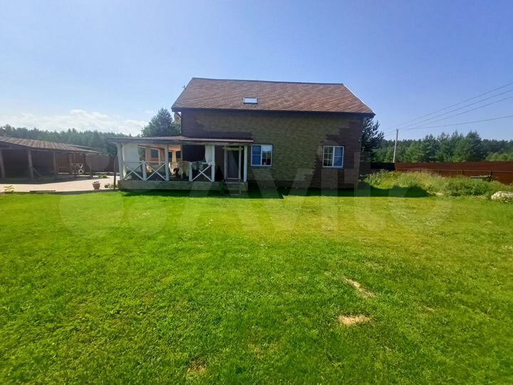 Дом 240 м² на участке 20 сот.