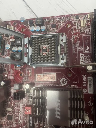 Материнская плата 775