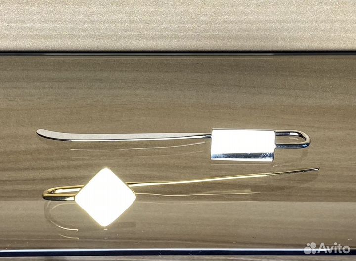 Закладка для книг металлическая