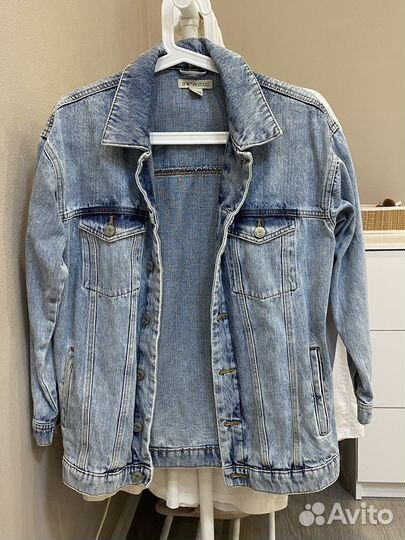 Джинсовая куртка оверсайз