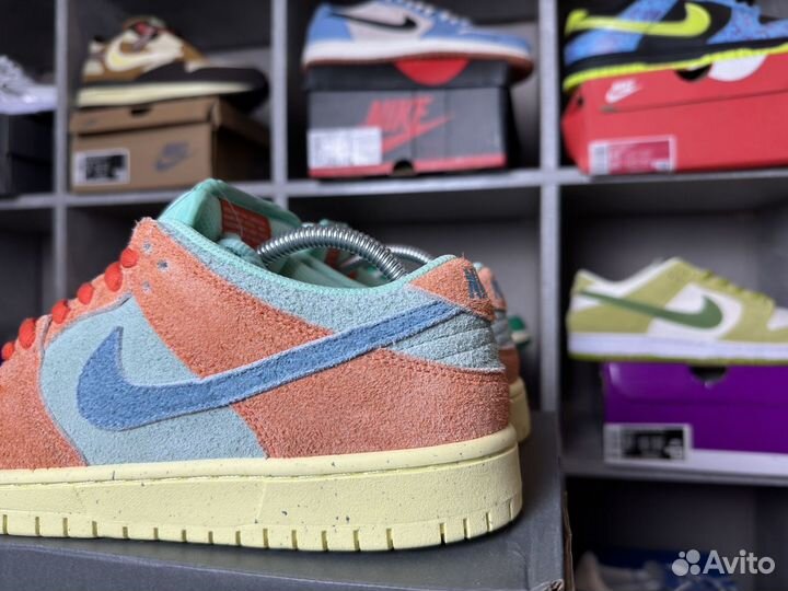 Nike SB Dunk Low Orange Emerald Rise Кроссовки