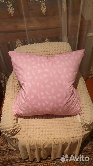 Подушка перьевая новая