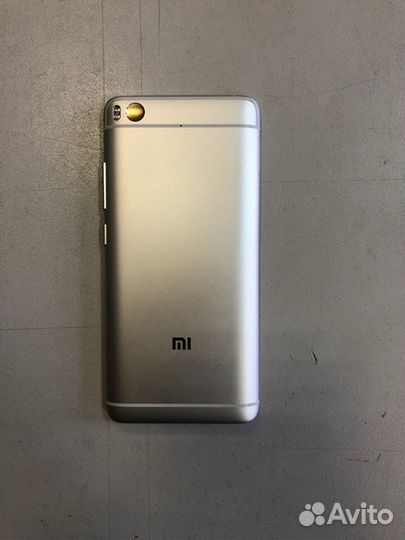 Смартфон Xiaomi MI 5S 3/64 GB