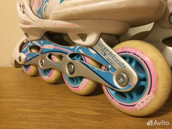 Детские роликовые коньки Roces Yuma