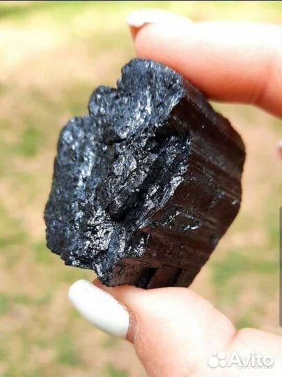 Черный Турмалин Шерл Камень