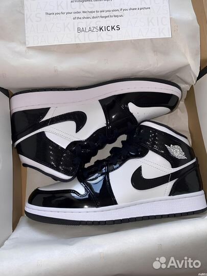 Кроссовки Nike Air Jordan Mid