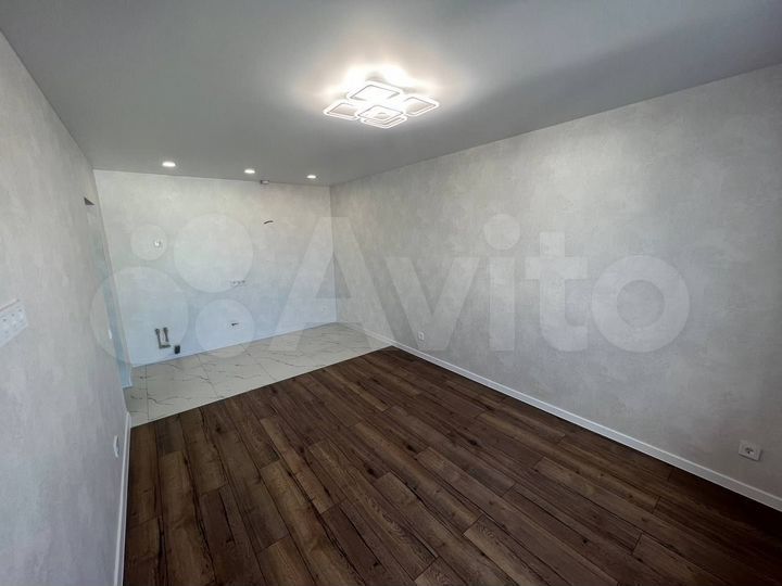 2-к. квартира, 37 м², 17/18 эт.